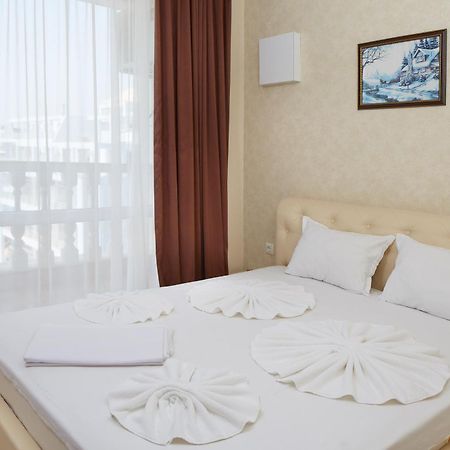 Villa Sardinia And Spa Sveti Vlas Buitenkant foto