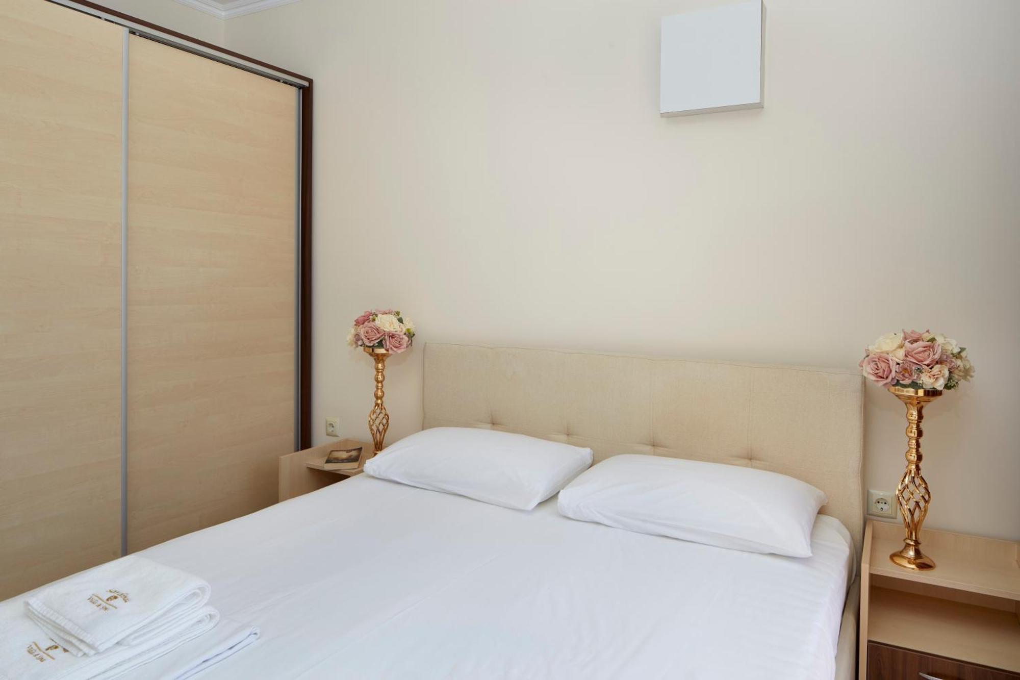Villa Sardinia And Spa Sveti Vlas Buitenkant foto