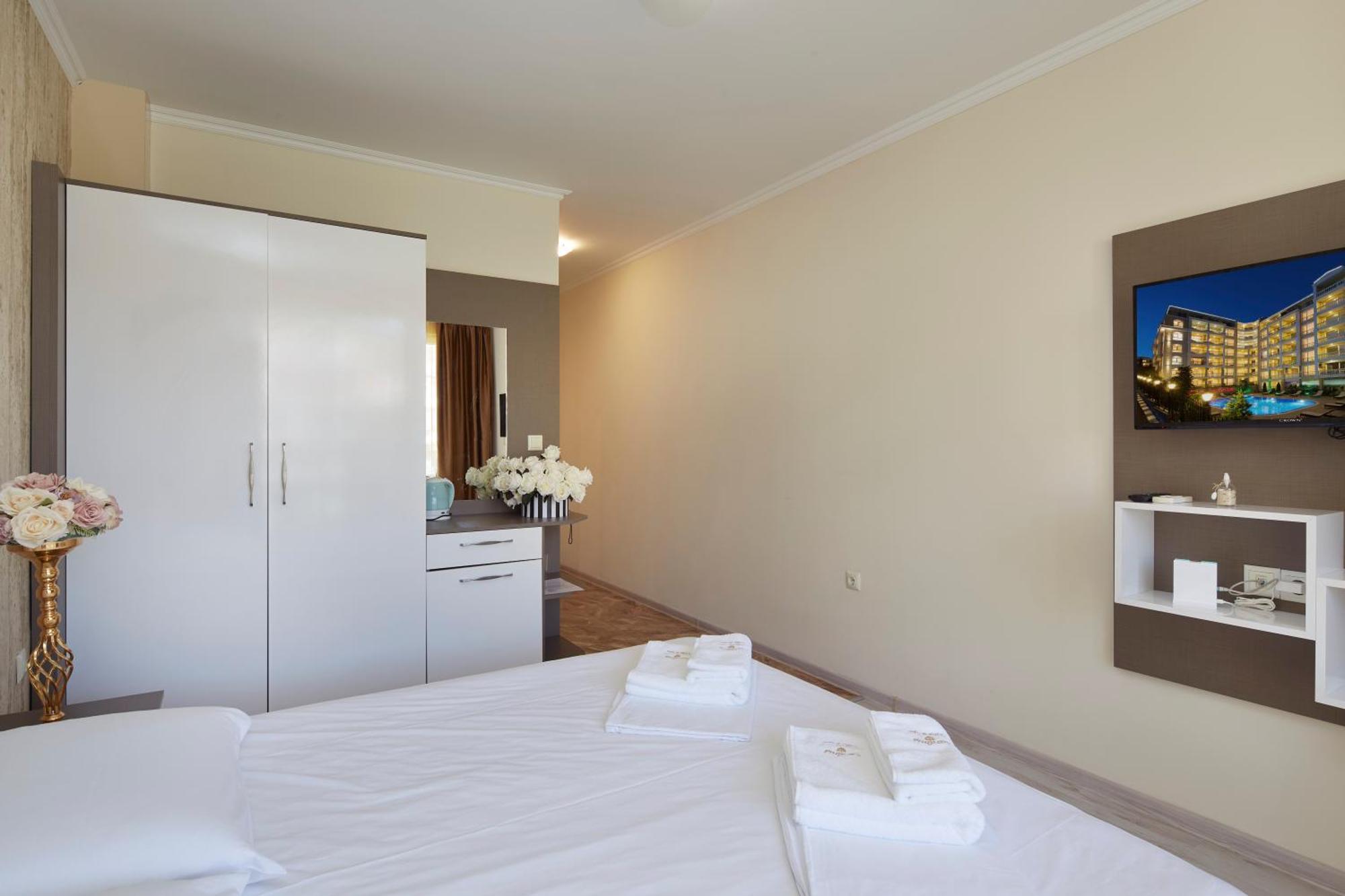 Villa Sardinia And Spa Sveti Vlas Buitenkant foto
