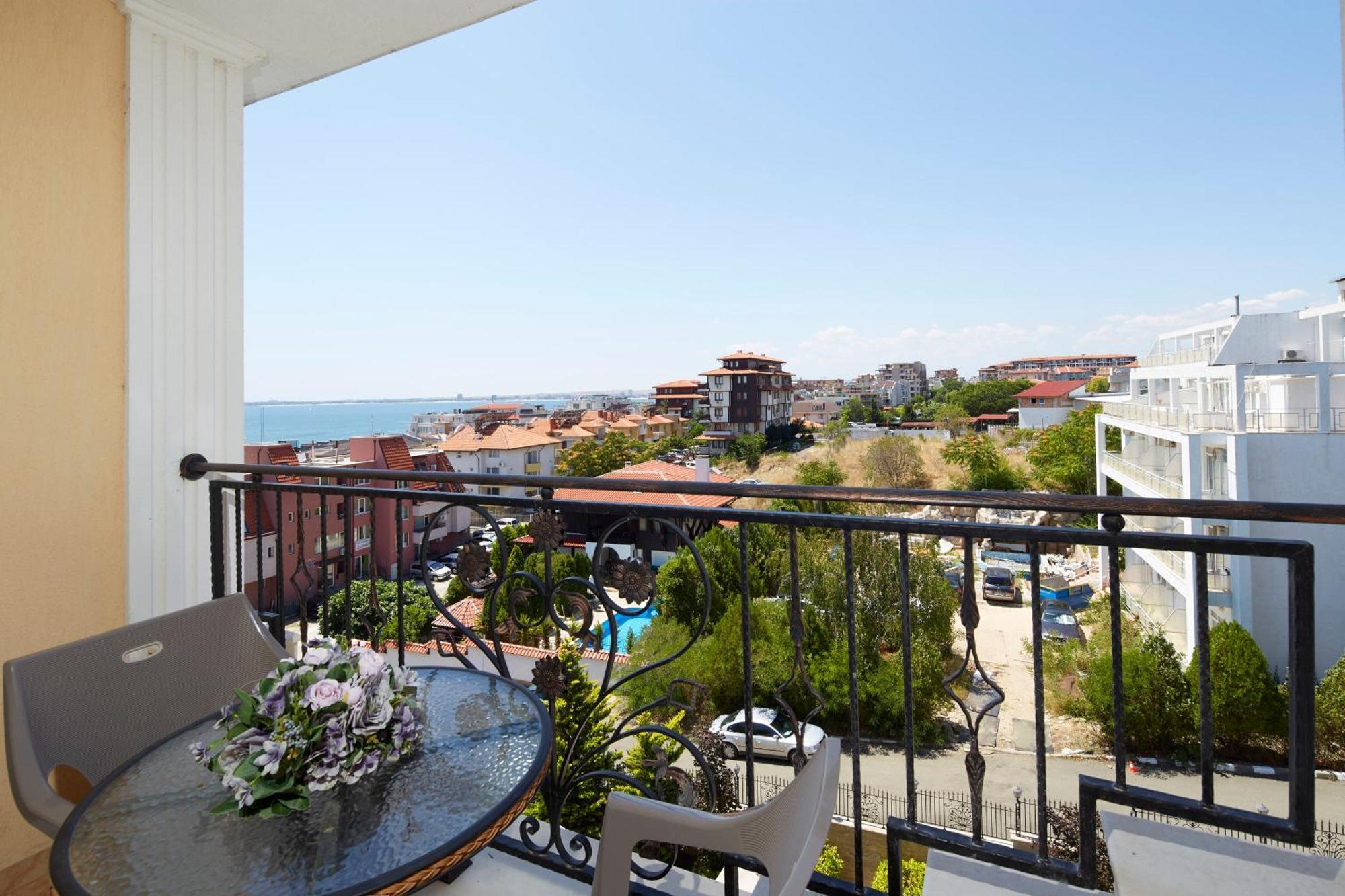 Villa Sardinia And Spa Sveti Vlas Buitenkant foto